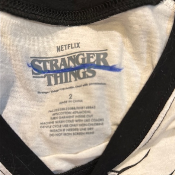 Retired! Stranger Things Raglan tee. - Picture 3 of 4